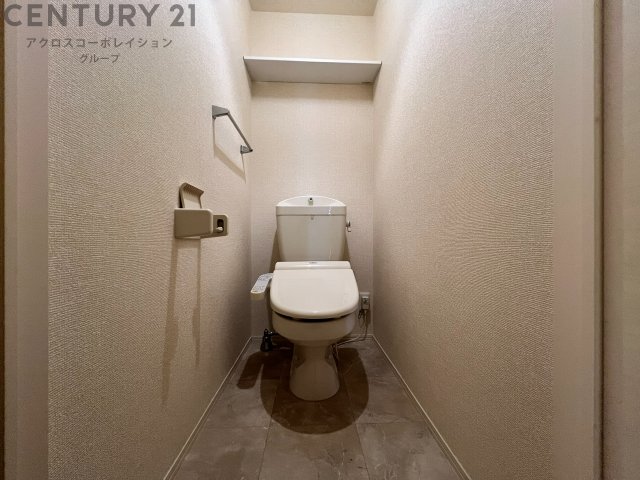 トイレ　温水洗浄暖房便座付き☆