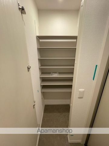 近鉄奈良線 今里駅 徒歩4分 3階建 築4年の玄関写真