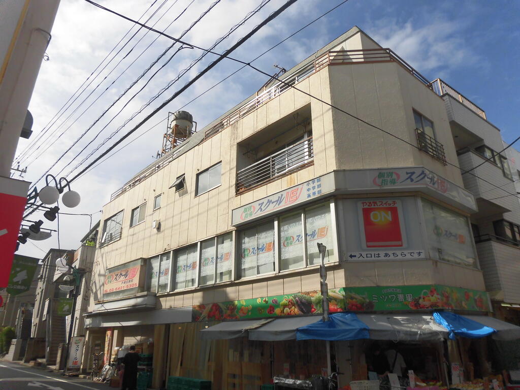 建物外観　３階部分