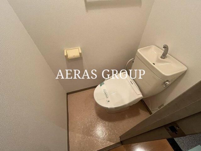 ＪＲ京浜東北線 大森駅 徒歩5分 11階建 築27年のトイレ写真