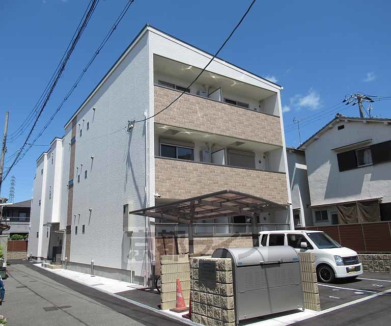 クリエオーレ春日元町の外観写真