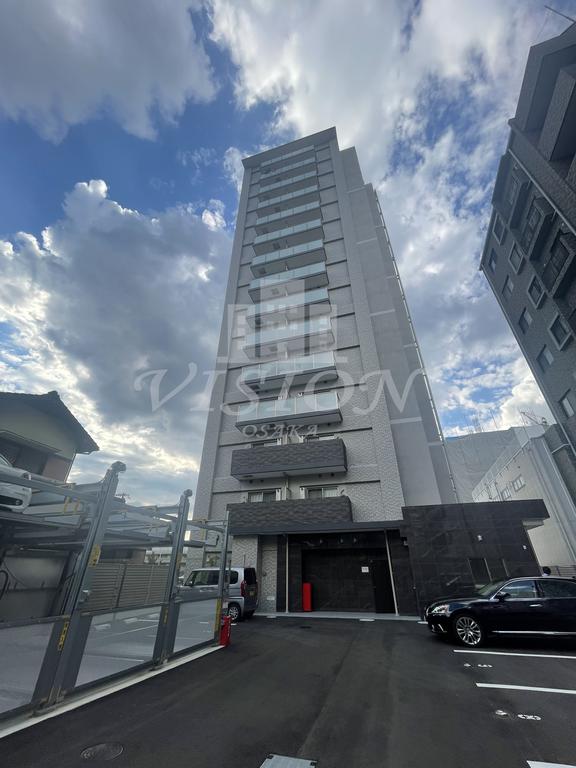 地下鉄御堂筋線 江坂駅 徒歩14分 築4年