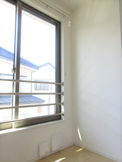 バルコニー　写真は別の部屋のものです。