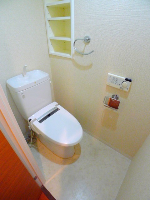 地下鉄鶴舞線 上前津駅 徒歩3分 10階建 築19年のトイレ写真