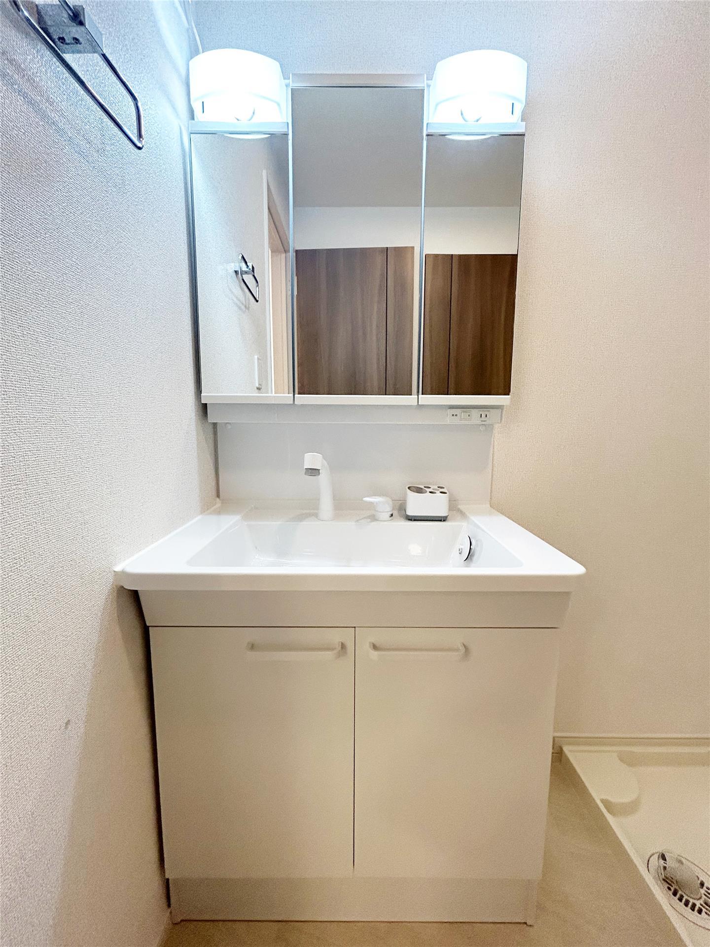 洗面設備　ニューライズシリーズ同タイプのお部屋の写真です。