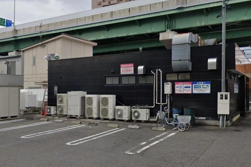 飲食店　めしや食堂港七番町店（飲食店）まで337m