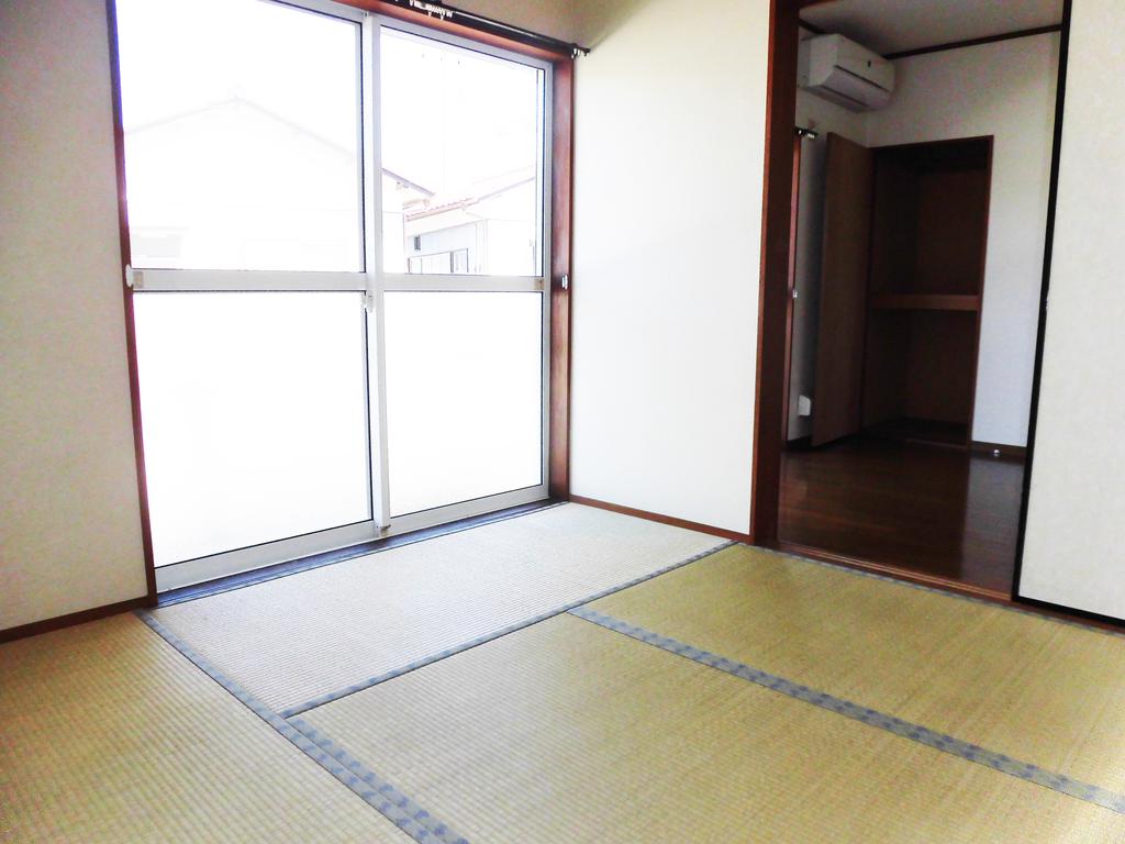 その他部屋・スペース　落ち着きのある畳のお部屋。