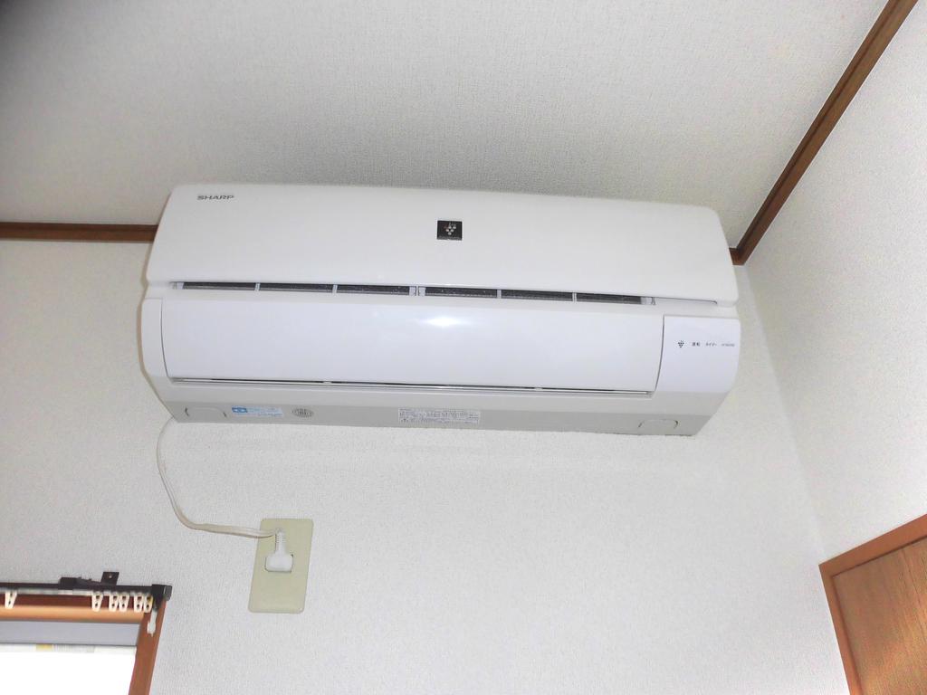 その他設備　快適に過ごすための必須エアコン。