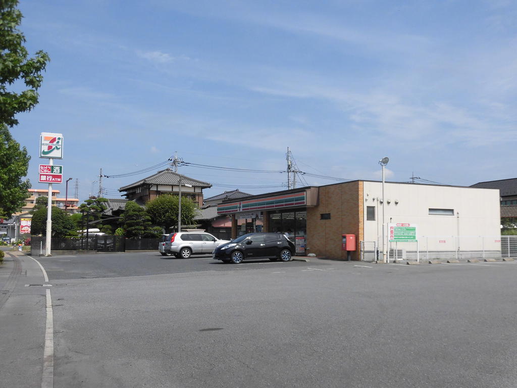コンビニ　セブンイレブン藤代庁舎前店（コンビニ）まで534m