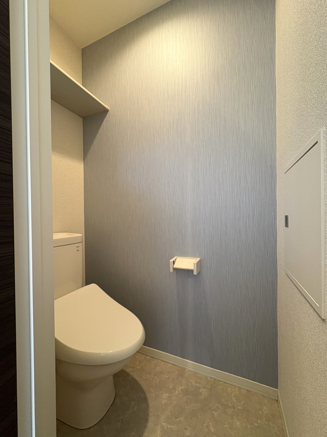 トイレ　温水洗浄便座設置済み(2021年)