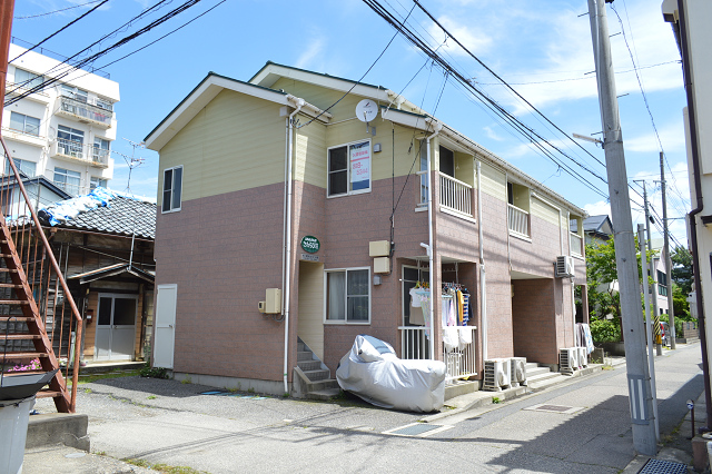 さわらび荘の建物外観