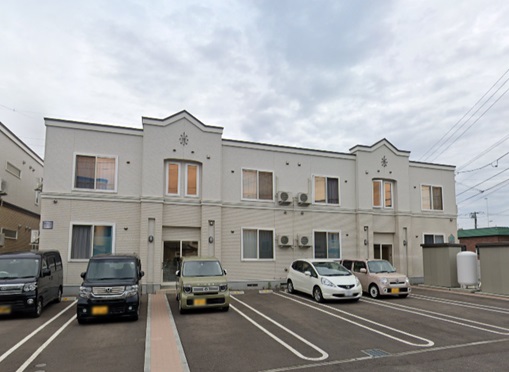 建物外観　閑静な住宅地に建つお部屋です♪
