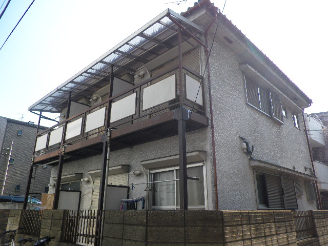 東京都板橋区中丸町（アパート）の賃貸物件の外観