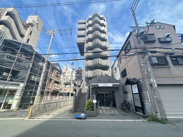 【ディアコート平野の建物外観】