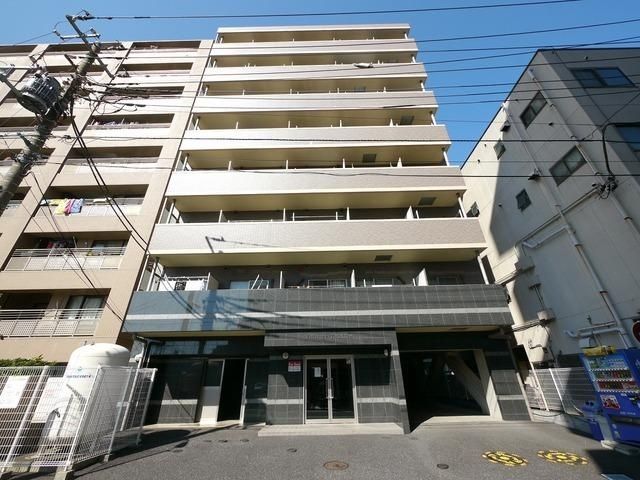 【戸田市本町のマンションの建物外観】