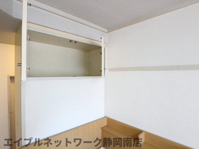 【静岡市駿河区小鹿のマンションの収納】