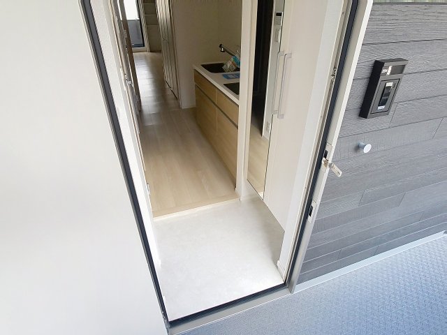 玄関　2025年7月撮影※現況を優先します。