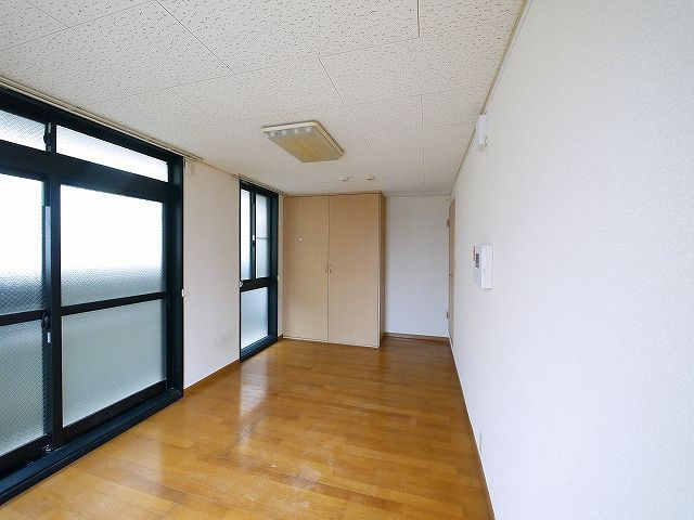 その他部屋・スペース　落ち着いて過ごせるお部屋なので、寝室にいかがでしょうか