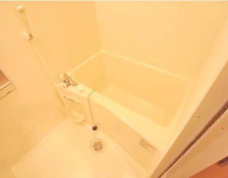 バス・シャワールーム　写真は別号室です。現況優先になります。