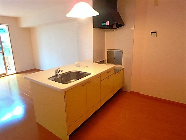 キッチン　別号室の参考写真です。