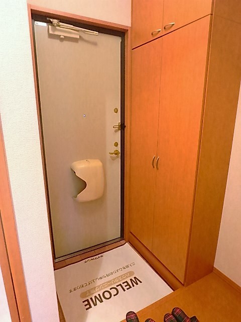 玄関　別号室の参考写真です。