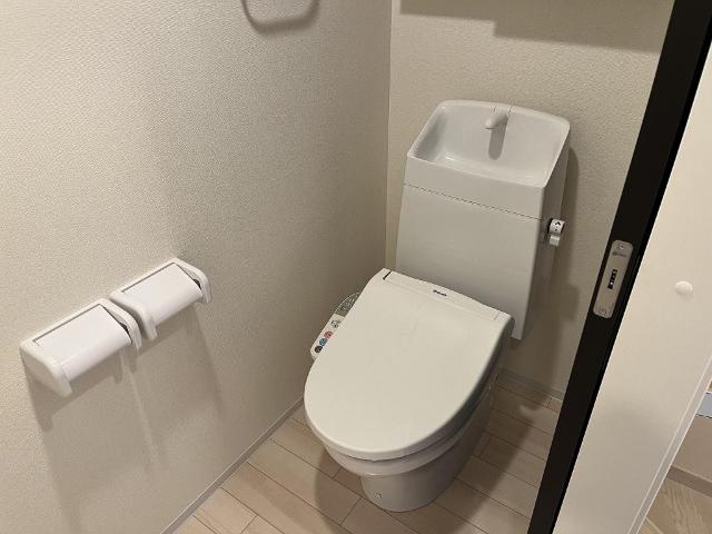 トイレ　トイレ