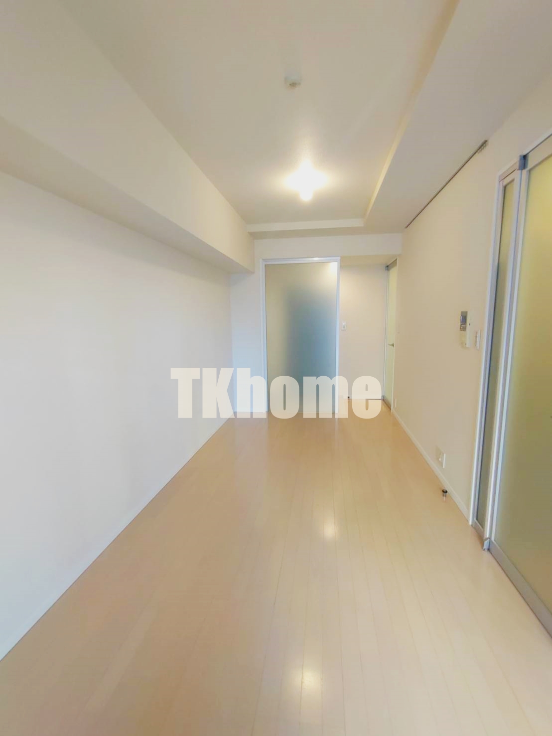 居室・リビング　フローリング7.4帖