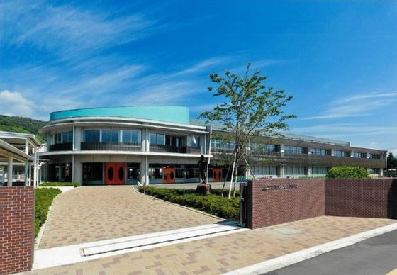 小学校　大竹市立大竹小学校（小学校）まで1258m