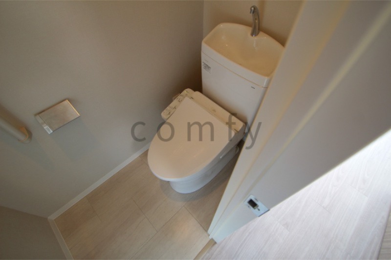 トイレ　ウォシュレット付きトイレ