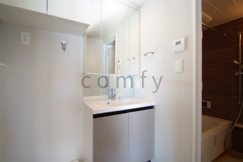 洗面設備　独立洗面台