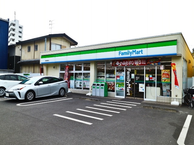 コンビニ　ファミリーマート 静岡城東町店（コンビニ）まで97m