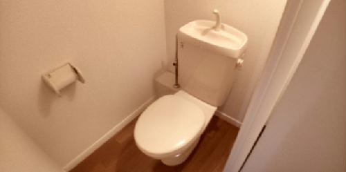 トイレ　十分な広さですよ！