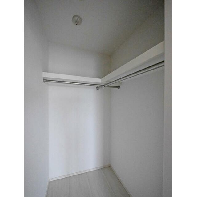 収納　居室のウォークインクローゼット