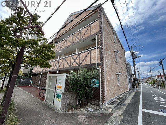 建物外観　オートロック完備で安心のセキュリティ♪