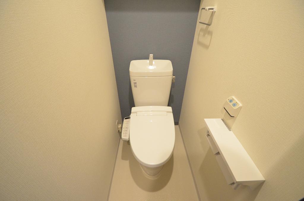 トイレ　シャワー付トイレ