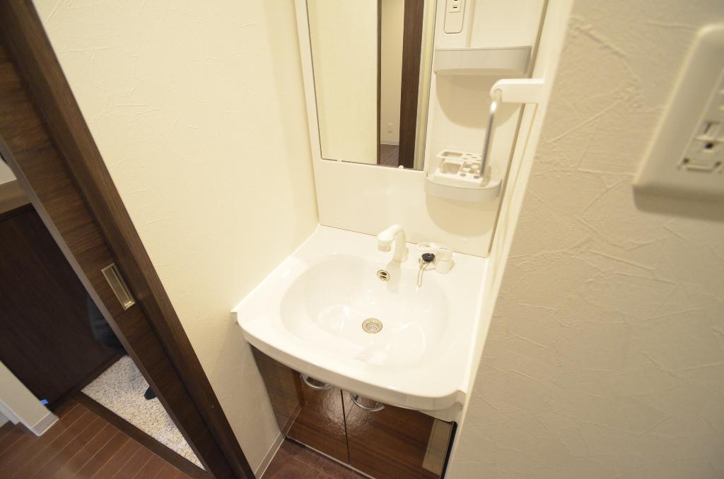 洗面設備　洗髪洗面化粧台