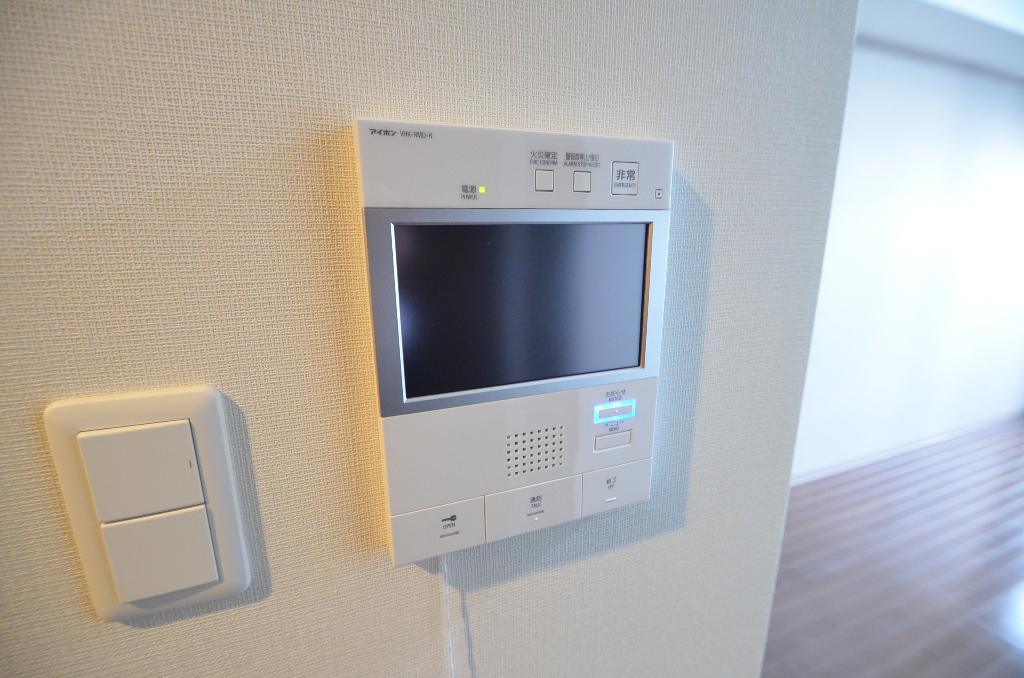 セキュリティ　カメラ付インターホン
