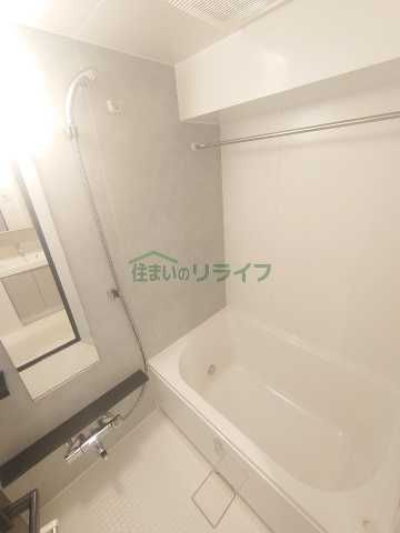 バス・シャワールーム　※参考写真　同タイプ（間取り）の612号室の写真となります。