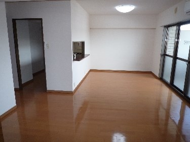 居室・リビング　リビング　※別号室参考写真