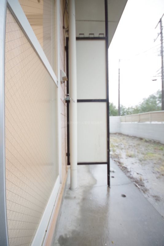 バルコニー　※写真は104号室です。