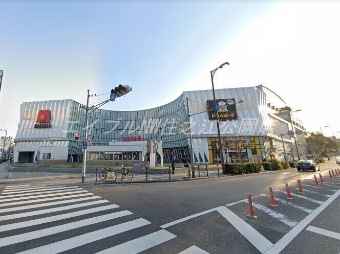 ショッピングセンター　MEGAドン・キホーテ新世界店（ショッピングセンター）まで614m