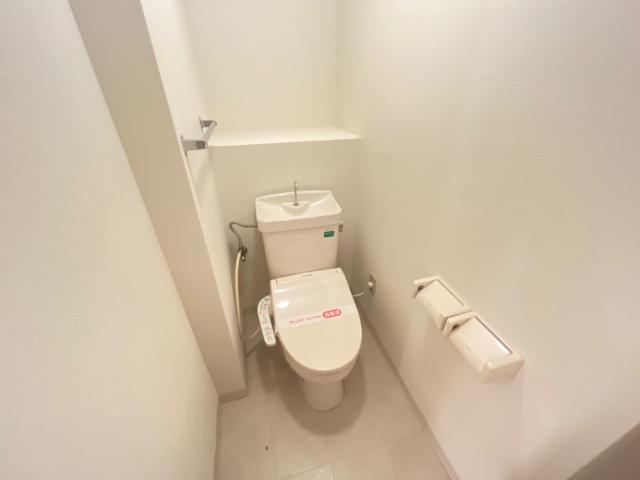 トイレ　シャワー付トイレ