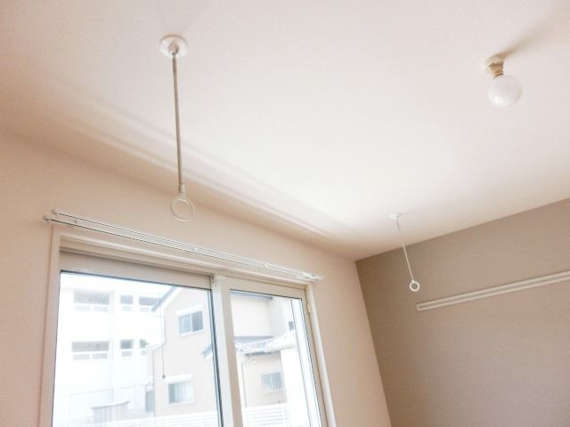 その他部屋・スペース　室内物干しが付いています。