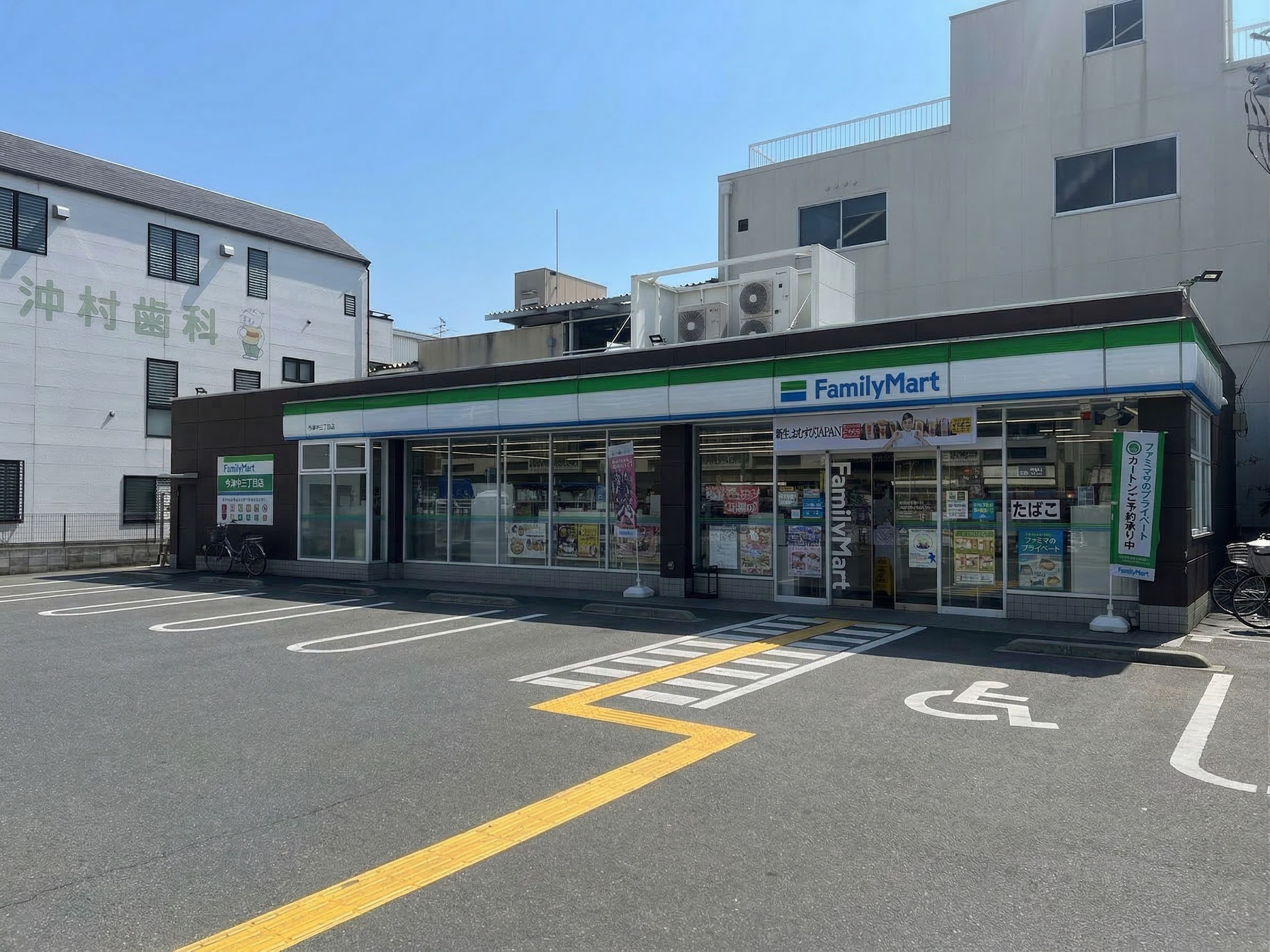 コンビニ　ファミリーマート鶴見今津北店（コンビニ）まで469m