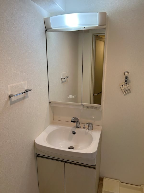 洗面設備　別のお部屋のお写真です。ご参考までに。