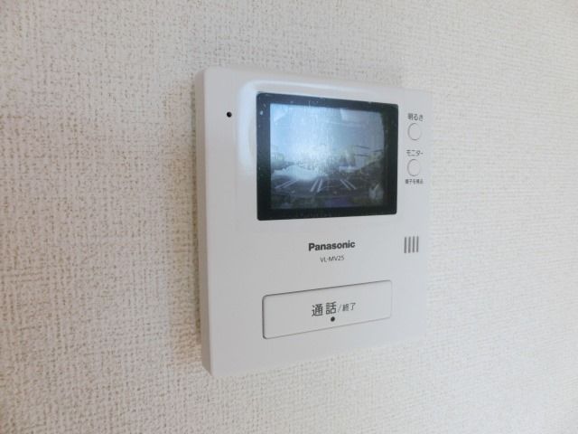セキュリティ　防犯ＴＶモニター付きのドアホン。