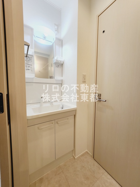 洗面設備　洗髪洗面化粧台なのでおでかけ準備もラクラクです☆