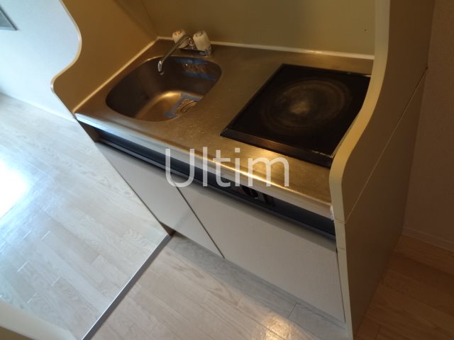 キッチン　別部屋のお写真です。ご参考までに！
