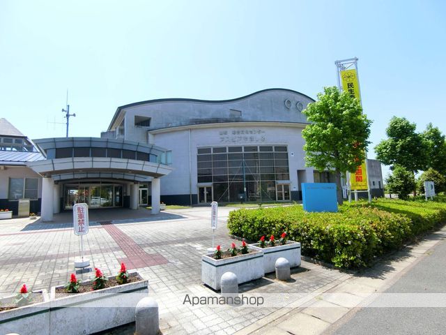 図書館　アスピアやましろ（図書館）まで66m