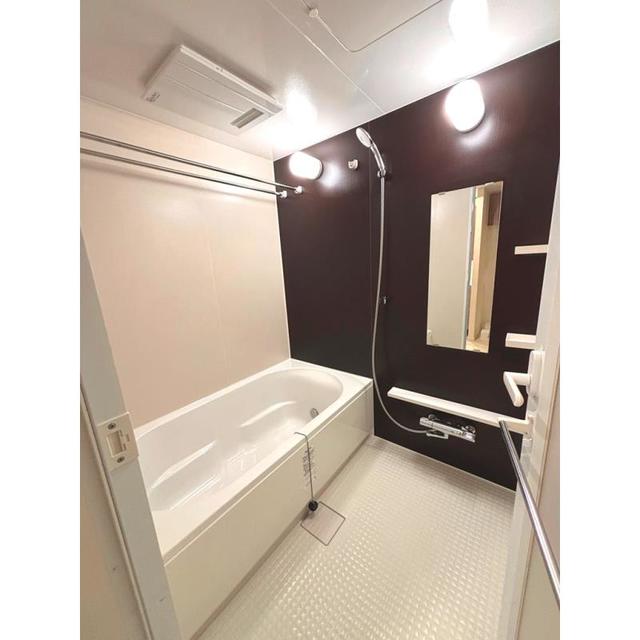 バス・シャワールーム　※写真は同タイプ住戸です。